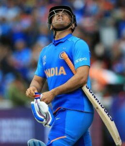 MS Dhoni Net Worth: Income, Assets, Salary, and Luxury Lifestyle